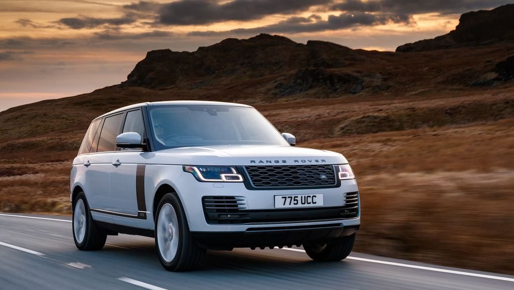 The Everlasting Allure of Luxury Cars: Icons of Power, Craftsmanship, and the Future of Elegance